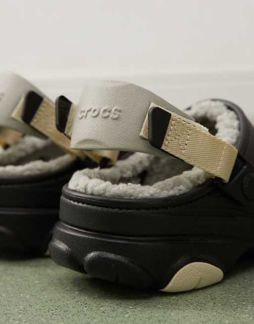  Crocs Unisex All terrain lined clogs in black