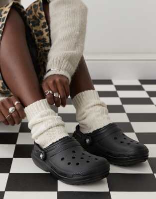 Thumbnail - Crocs - Unisex - Classic - Gefütterte Clogs in Schwarz