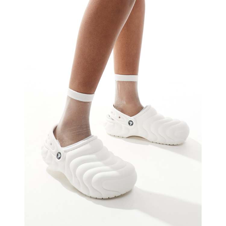 Crocs white lined on sale