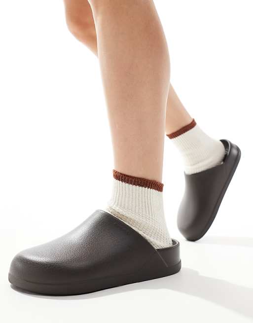 Crocs unisex dylan clogs in espresso brown | ASOS Crocs unisex dylan clogs in espresso brown | ASOS
