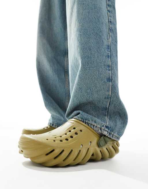 Crocs Unisex – Echo – Chodaki w kolorze aloesowej zieleni, 3 z 4
