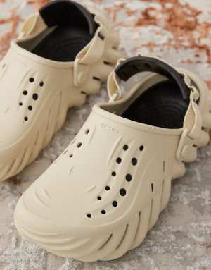 Crocs Unisex Echo clogs in bone