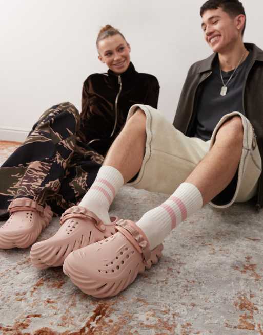 Crocs Unisex Echo clogs in pink clay | ASOS