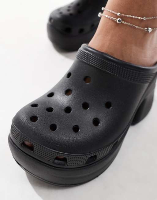 Crocs Unisex Siren clogs in black ASOS