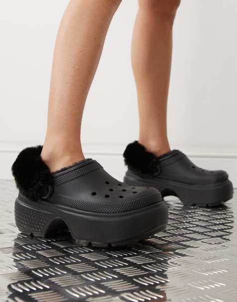Crocs – Unisex Stomp – Gefütterte Clogs in Schwarz - view 1