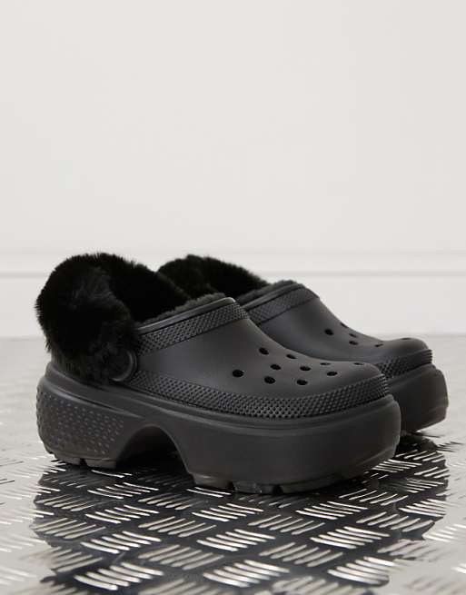 Crocs Unisex Stomp lined clog in black | ASOS Crocs Unisex Stomp lined clog in black | ASOS