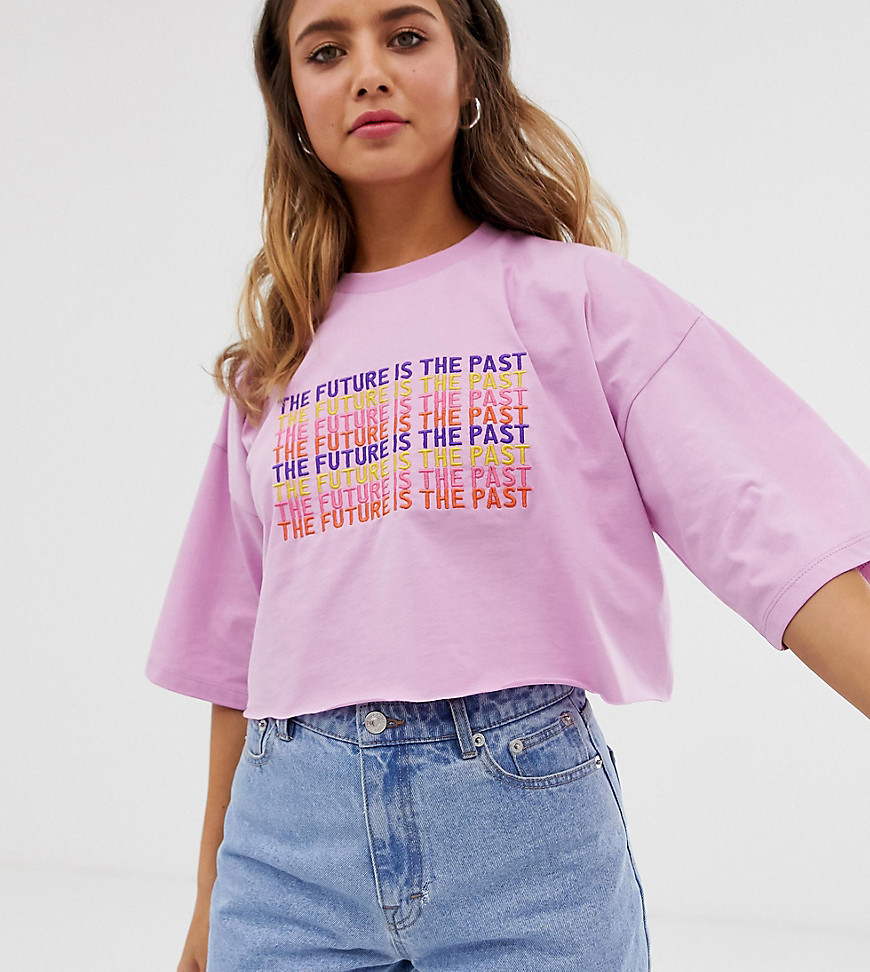 Cropped t-shirt med broderi fra LIFE IS BEAUTIFUL-Pink