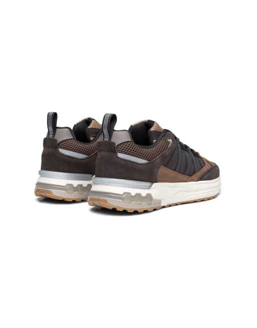 Cruyff Zephr trainers in dark brown, 2 of 3
