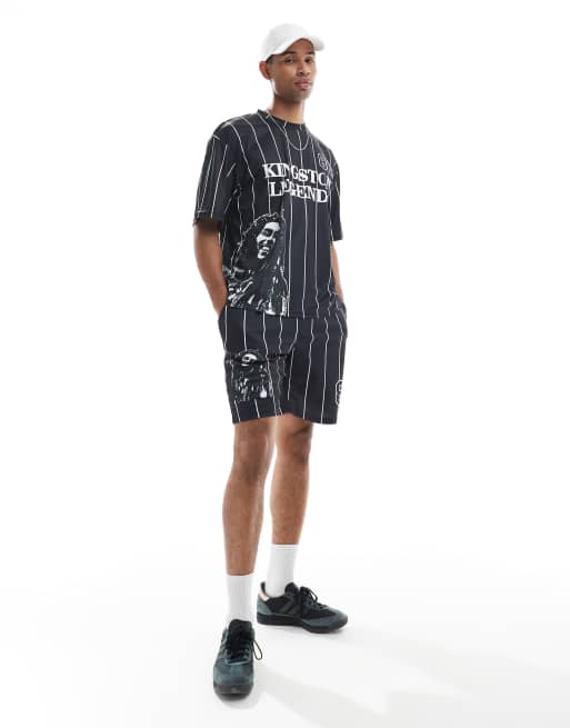 Cult Classic - Losse sportshort met Kingston-print in zwart-wit multi