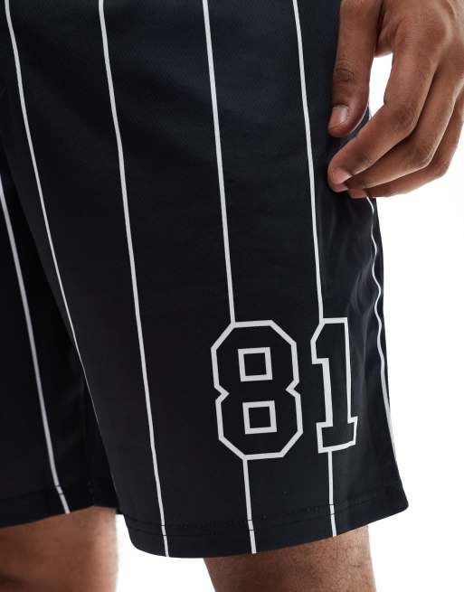 Cult Classic - Losse sportshort met Kingston-print in zwart-wit multi, 5 van 5