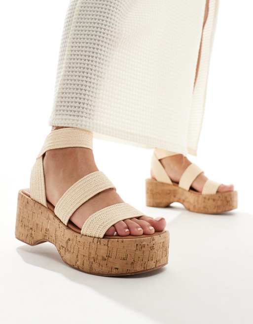 Cuñas beis con suela gruesa y correas elásticas Tangle de ASOS DESIGN
