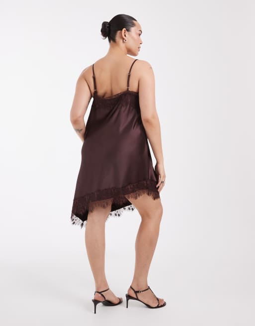 Curve asymm blondekant satin cami minikjole i chokolade, 4 af 4