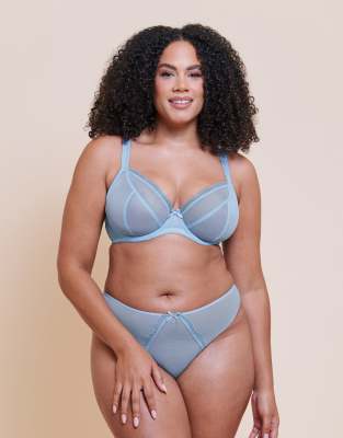 Supportive Cups 4