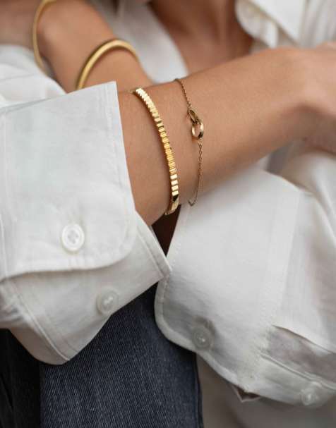 D. LOUISE Mini pleat bangle in gold - view 1