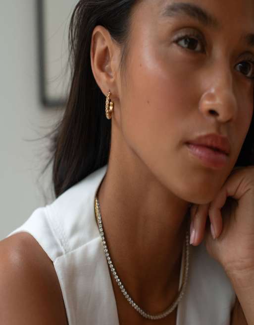 D. LOUISE Waterproof bezel hoops – tarnish-free in gold, 4 of 4