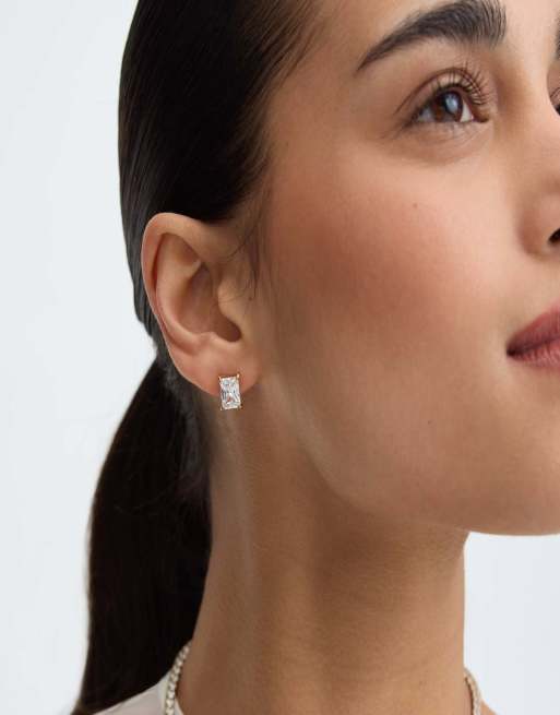 D. LOUISE Waterproof bold emerald solitaire earrings 2.5 ct – tarnish-free in gold, 4 of 5