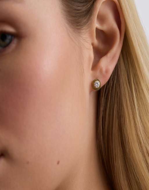 D. LOUISE Waterproof classic bezel diamond studs – tarnish-free in gold, 3 of 4