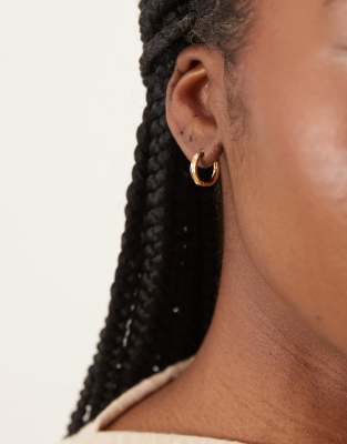 Daisy London Daisy London wave hoop earrings in 18ct gold plated sterling silver