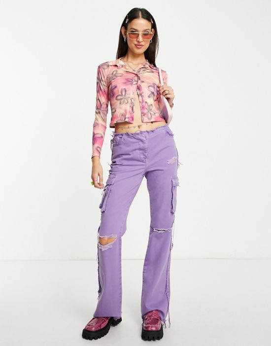 https://images.asos-media.com/products/daisy-street-90s-cropped-fitted-shirt-in-retro-large-daisy-in-pink/202380055-3?$n_550w$&wid=550&fit=constrain