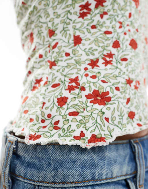 Daisy Street 90s halter neck crop top in red ditsy floral, 4 of 4