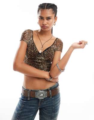 Shop Daisy Street 90s leopard print top with black lace and bow Online – Trendy & Affordable Fashion