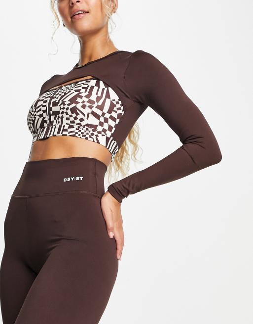 Daisy Street - Active - Cropped top med lange ærmer, udskæring og print med geometriske, forvrængede skaktern i brun