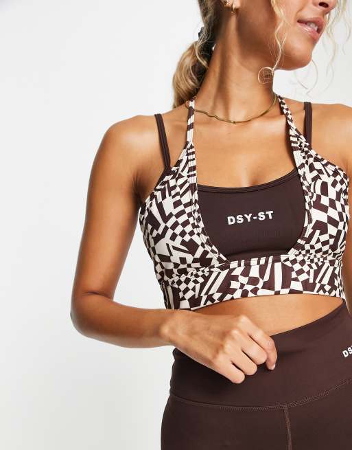 Daisy Street Active – Distorted Geo – Bustier in Braun mit Schachbrettmuster und überkreuzten Trägern, 2 von 4