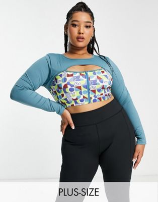 DAISY STREET ACTIVE PLUS CUT-OUT LONG SLEEVE TOP IN BLUE AND MULTI