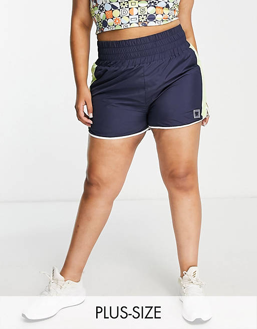 Daisy Street Active Plus ruched waistband shorts in black