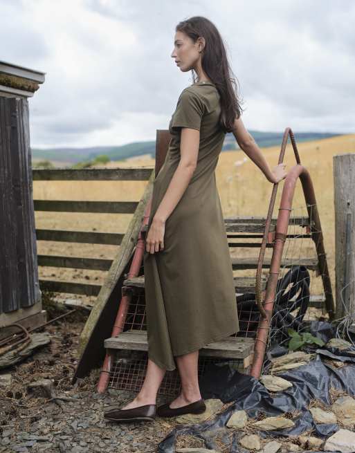 Daisy Street asymmetric midi dress with button detail in khaki, 4 of 4