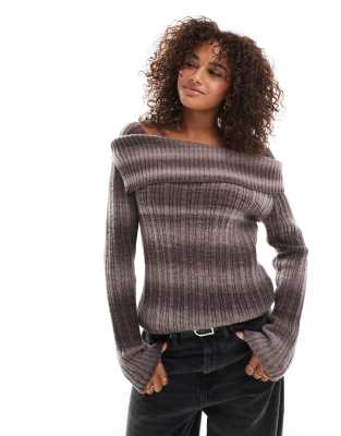 Daisy Street - Asymmetrisches Strickoberteil in dunklem Mauve mit Space-Dye-Färbund-Bunt