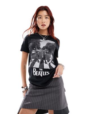 Daisy Street Beatles graphic relaxed fit t-shirt in black
