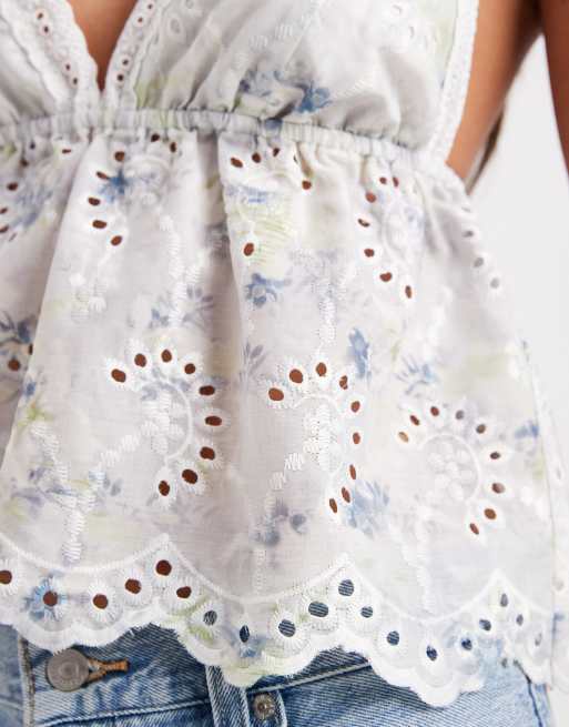 Daisy Street – Blåblommig blus i bohostil med utskurna detaljer, 3 av 4