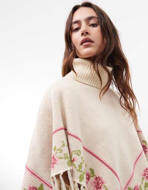 Daisy Street boho poncho with flower graphic in ecru, 3 of 4