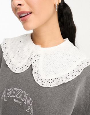 Daisy Street broiderie collar in white