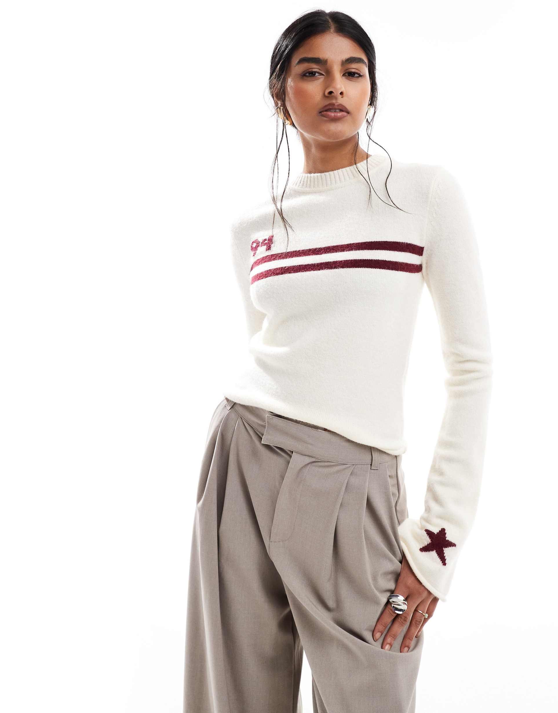 daisy street brush knit fitted long sleeve knit in white and red