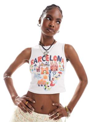 Daisy Street Daisy Street crop fitted vest with puff Barcelona print-White