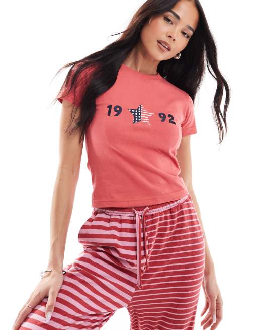 Daisy Street - Cropped baby T-shirt met grafische 1992-print in rood, deel van co-ord set