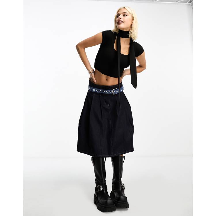 Daisy Street cropped square neck T-shirt with skinny scarf in black