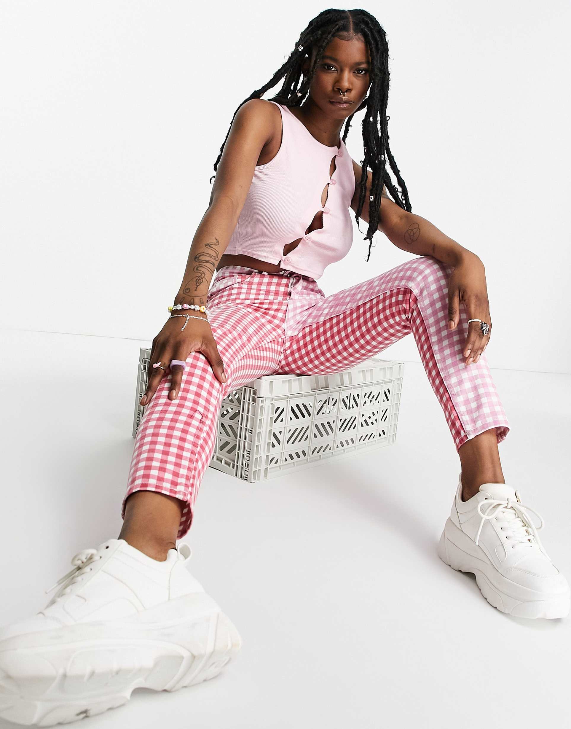 daisy street cropped tank top with asymmetric buttons in baby pink
