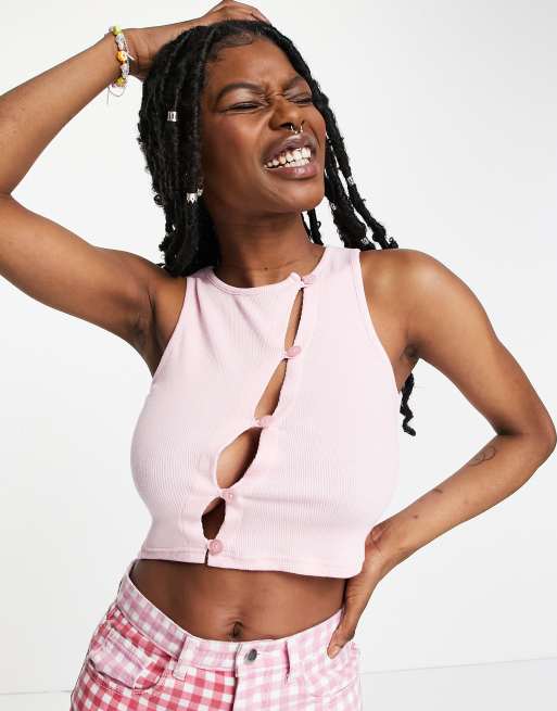 Daisy Street - Croptop i baby-lyserød med asymmetriske knapper