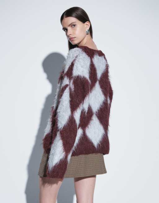 Daisy Street diamond print oversized fluffy jumper in red and grey, 3 of 4