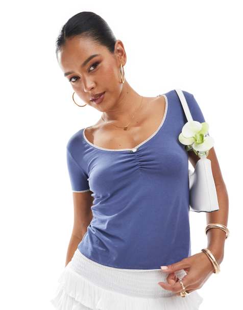 Daisy Street - Dubbellaagse top met V-hals in marineblauw - view 1