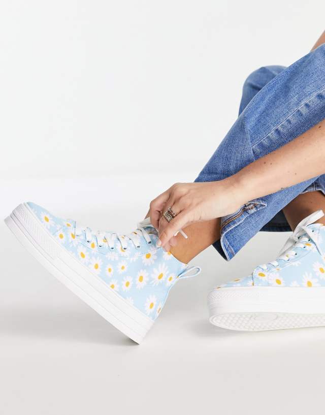 Daisy Street Exclusive high top sneakers in daisy print