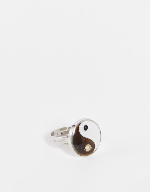 Daisy Street Exclusive mood ring in adjustable yin yang design ASOS