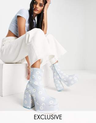 Daisy Street Exclusive Platform Heeled Boots In Blue Daisy Print | ModeSens