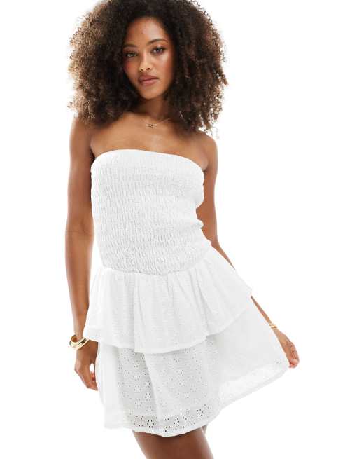 Daisy Street eyelet bandeau tiered mini dress in white, 2 of 4