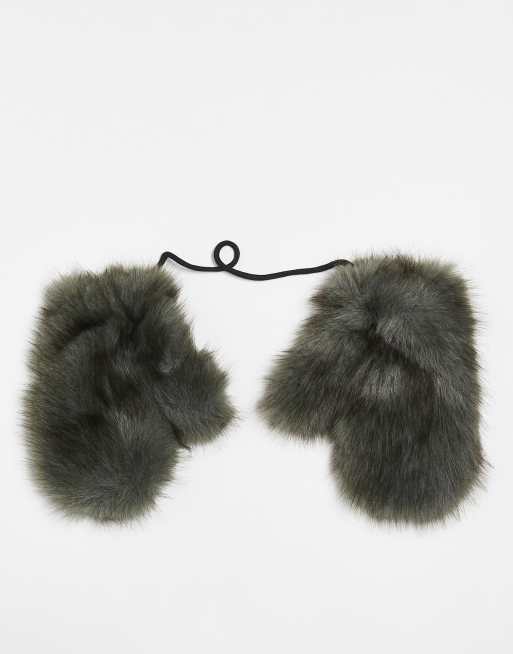 Daisy Street faux fur mittens in dark green, 3 of 3