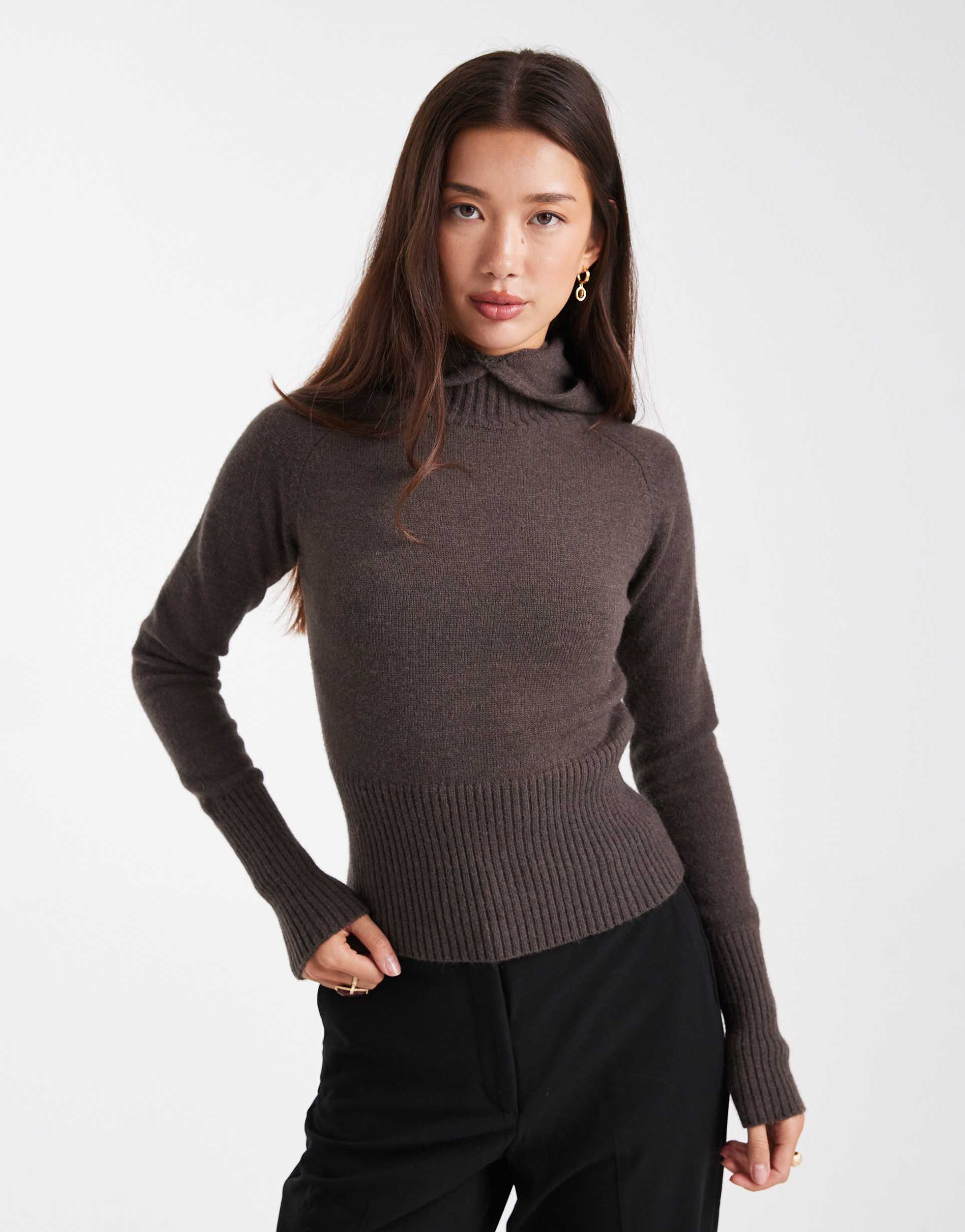 daisy street fitted hooded knit top in brown