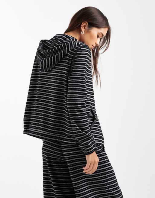 Daisy Street fitted hooded zip up top in charcoal stripe co-ord, 4 of 4